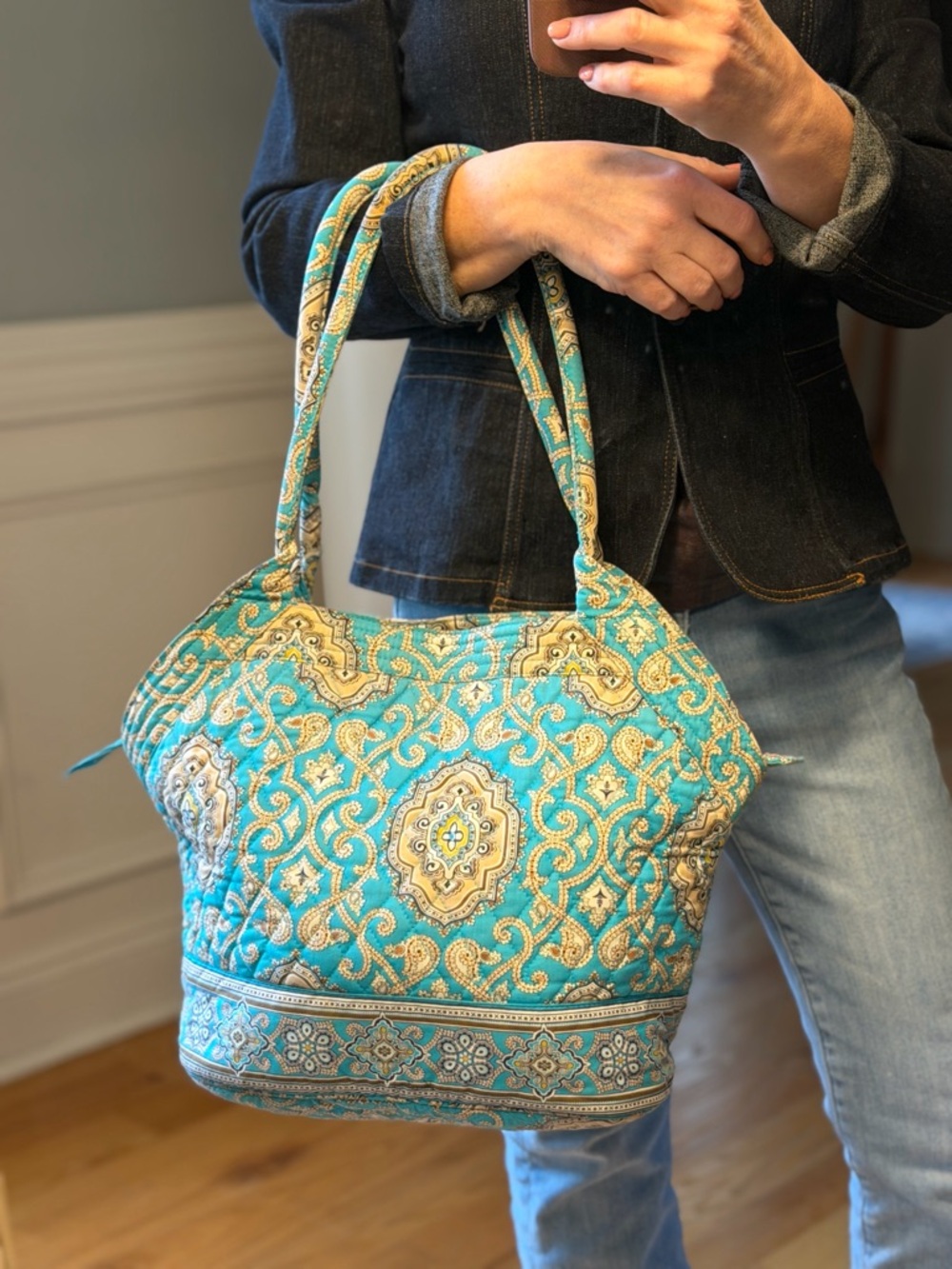 Vera Bradley Boho 2010s Quilted Zip Tote Turquoise Multi (GUC) - Picture 5 of 17